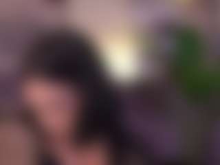 Live cam show with Elle Diane 👑 - Brown Eyes Big Tits on Camsoda Late Night