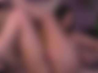 Live cam show with Elle Diane 👑 - Amateur on Milfs Live