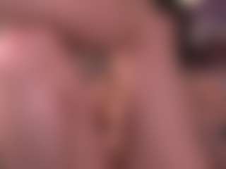 Live cam show with Elle Diane 👑 - Athletic Teen (18+) on Hubzter Live