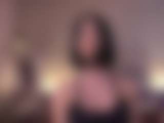 Live cam show with Elle Diane 👑 - Student on PervPlay.com