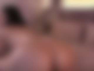 Live cam show with Elle Diane 👑 - Fingering Young Adult on Mixed Magazine Live