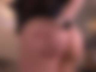 Live cam show with Elle Diane 👑 - Tease Teen (18+) on Dolls Live