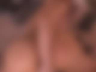 Live cam show with Elle Diane 👑 - Brown Eyes on TeamSkeetLive