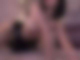 Live cam show with Elle Diane 👑 - Blowjob on CamClone