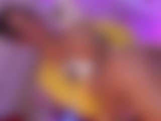 Live cam show with sofia walton - Latina on Camsoda | colombia