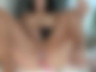 AlanisMorgan's Live Sex Cam Show