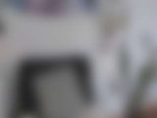 Live cam show with AlanisMorgan - Latex on CamwithHer