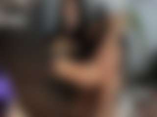 Live cam show with AlanisMorgan - Normal on Strip Flash - Live Sex Shows