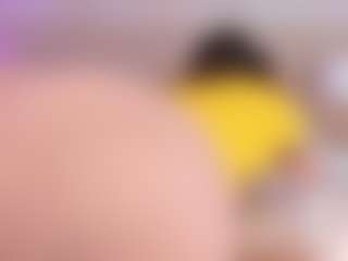 Live cam show with MadelynnGray - Interactivetoy on Chatstar