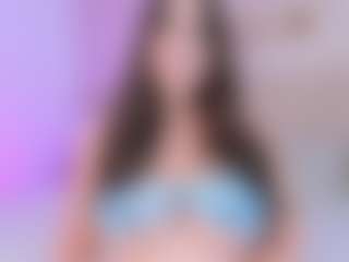 Live cam show with MadelynnGray - Camel Toe on Camsoda Late Night