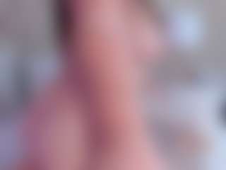 Live cam show with MadelynnGray - Interactivetoy on Cam Slut