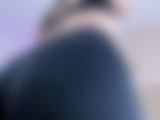 Live cam show with MadelynnGray - Body Massage on StripNow
