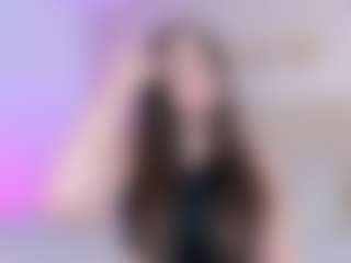 Live cam show with MadelynnGray - Camel Toe on SinfulBabes