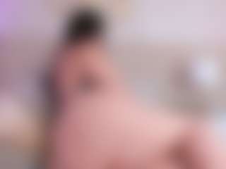 Live cam show with MadelynnGray - Camel Toe on Streamer API