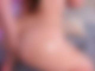 Live cam show with MadelynnGray - Lush Brown Hair on https://playwithruby.com