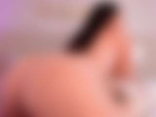 Live cam show with MadelynnGray - Facial Piercings on Camsoda