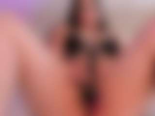 Live-camshow met MadelynnGray - Body Massage op Camsoda