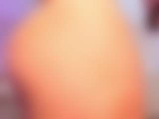 Live cam show with MadelynnGray - Shaved Pussy Brown Hair on Camsoda