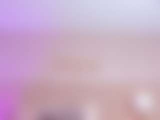 Live cam show with MadelynnGray - Facial Piercings on Milfs Live