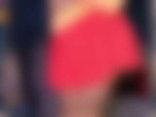 Spettacolo in cam dal vivo con Noah Bensi - Flirt Ebony su Camsoda