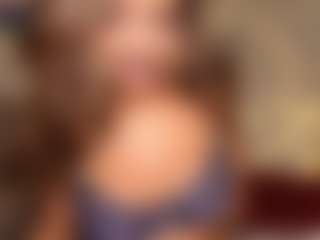 Live cam show with Noah Bensi - Period on TeamSkeetLive