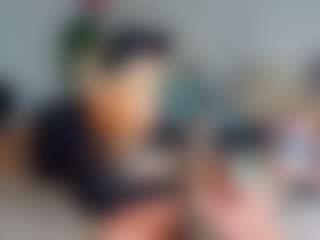 HoneyHide0ut444's Live Sex Cam Show