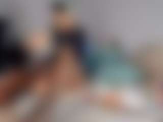 HoneyHide0ut444's Live Sex Cam Show