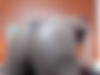 Live cam show with SophyParker - Skinny Ebony on Dare Cams