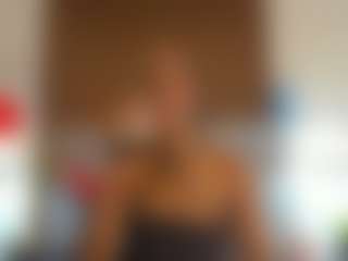 Live cam show with SophyParker - Twerk Ebony on realtime-chat