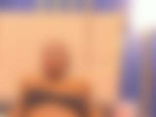 Live cam show with SophyParker - Athletic Ebony on camwithhim.com | colombia