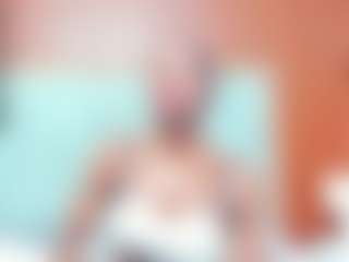Live cam show with SophyParker - Twerk on CamClone
