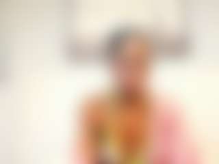 Live cam show with SophyParker - Handjob on intimatelivegirls.com