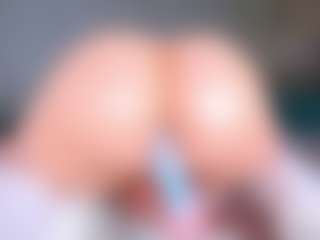 Live cam show with Konny-Jora - Brown Eyes on madthumbs