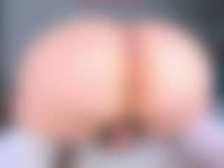 Live cam show with Konny-Jora - Average on CamSextacy