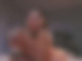 Live cam show with Amy Armstrong - Bedroom on hrnylive.com