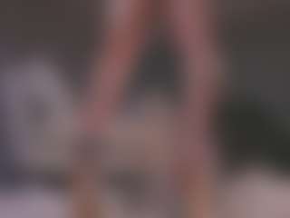 Live cam show with Amy Armstrong - Bikini on madthumbs