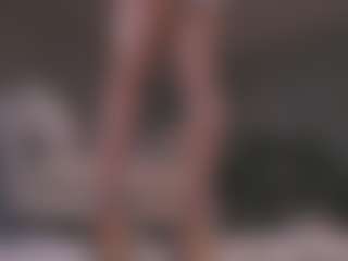 Live cam show with Amy Armstrong - Athletic College on Camsoda