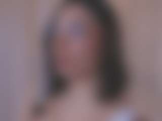 Live cam show with Amy Armstrong - Living Room on hornycams.live