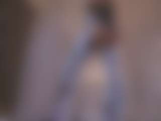 Live cam show with Amy Armstrong - Amateur on Milfs Live