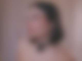 Live cam show with Amy Armstrong - Athletic College on SquirtSoMuch