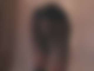 Live cam show with Amy Armstrong - Small Tits on StripNow
