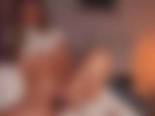 Live cam show with AyraLust - Bedroom on Camming Site