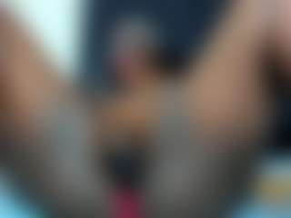 Live cam show with Yhendelyn Stone - Brown Eyes Black on SpunkLive