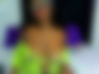 Yhendelyn Stone's Live Sex Cam Show
