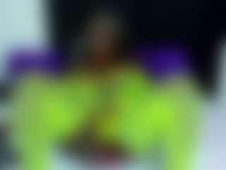 Yhendelyn Stone's Live Sex Cam Show