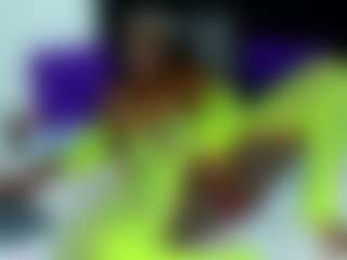 Yhendelyn Stone's Live Sex Cam Show