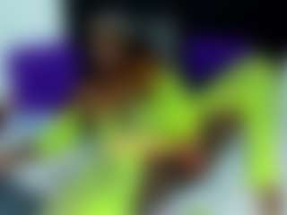 Yhendelyn Stone's Live Sex Cam Show