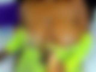 Yhendelyn Stone's Live Sex Cam Show