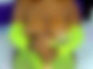 Yhendelyn Stone's Live Sex Cam Show