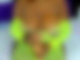 Yhendelyn Stone's Live Sex Cam Show